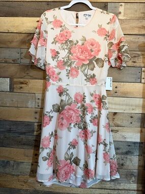 Attic Salt Floral Ruffle Sleeve Cream Dress with Pink Roses